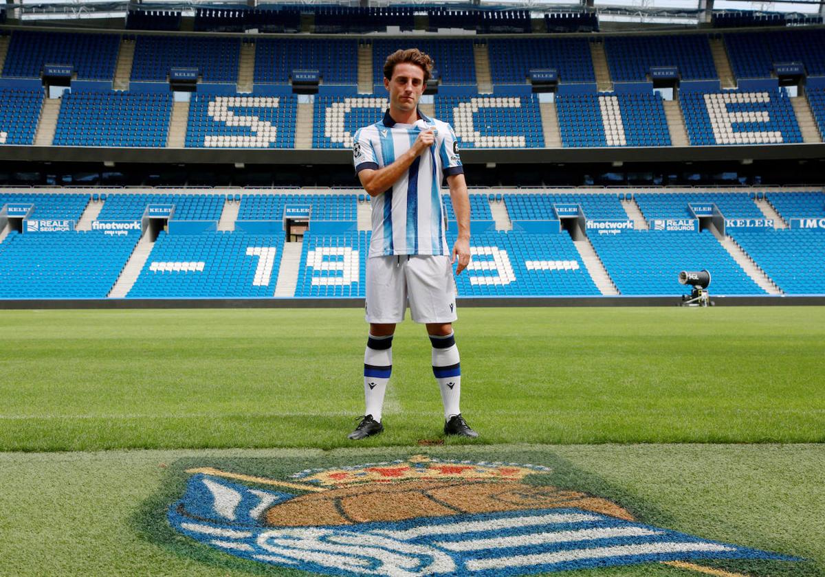 Álvaro Odriozola ha pisado el césped del Reale Arena este lunes.