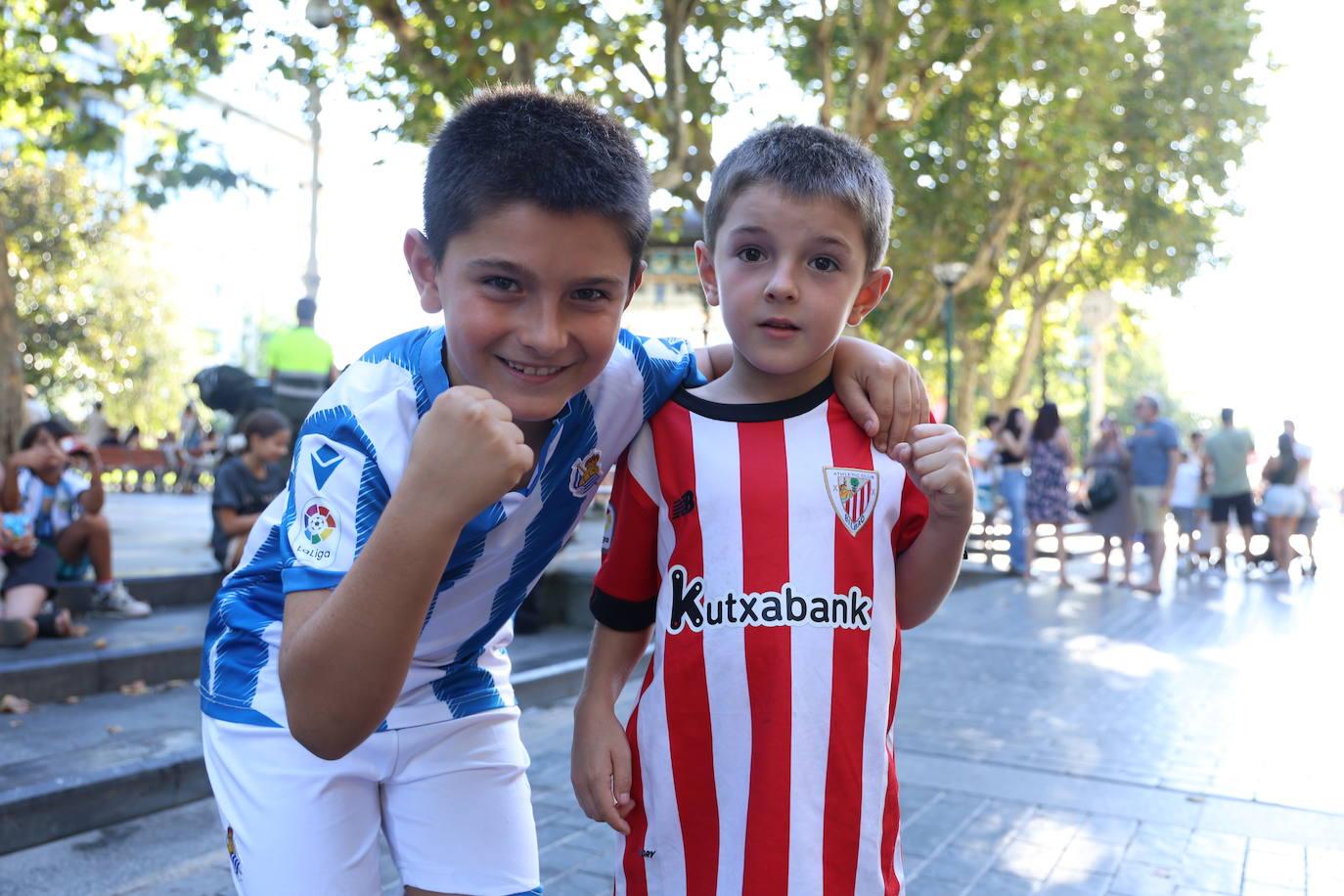 Ambiente magnífico en la previa del Real Sociedad-Athletic