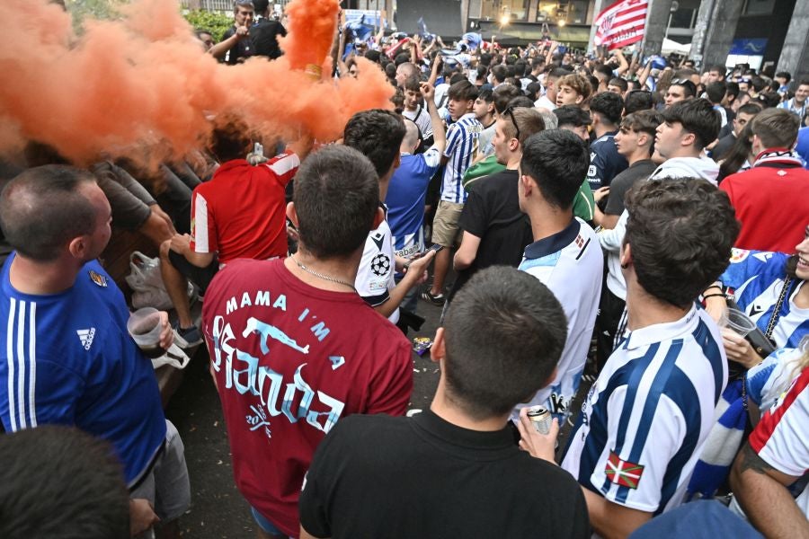 Ambiente magnífico en la previa del Real Sociedad-Athletic