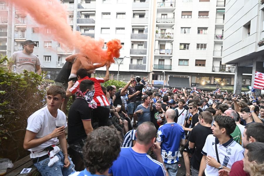 Ambiente magnífico en la previa del Real Sociedad-Athletic