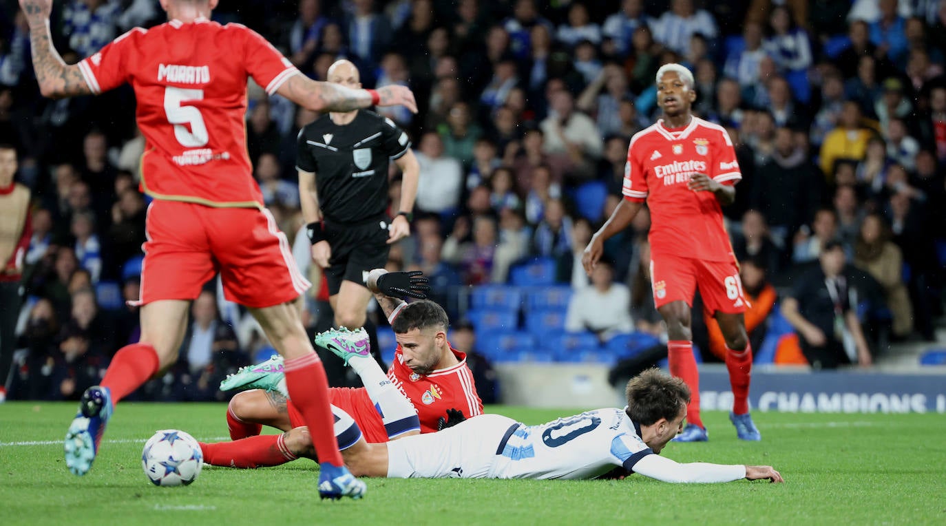 La mejores imágenes del Real Sociedad - Benfica