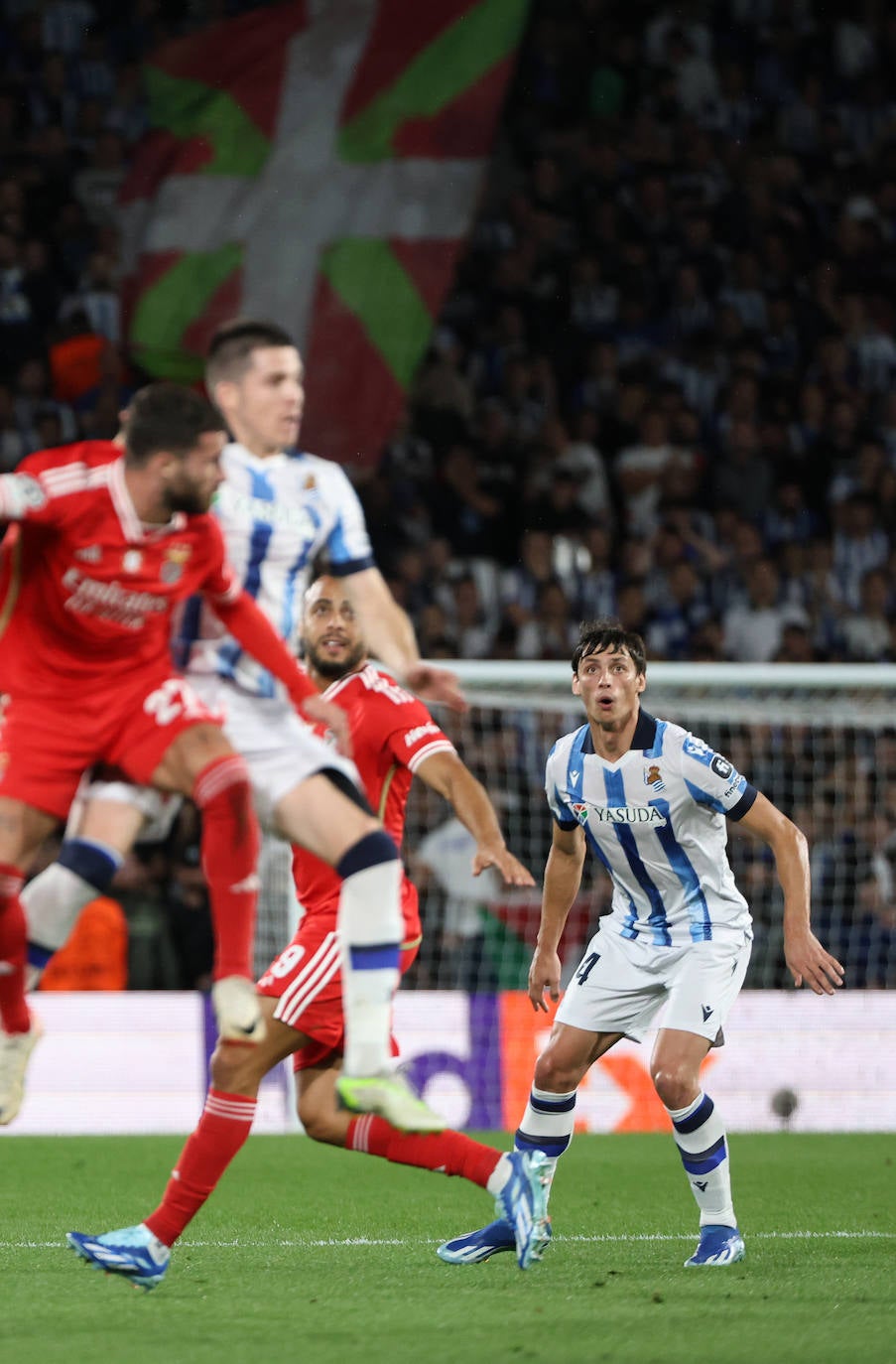 La mejores imágenes del Real Sociedad - Benfica