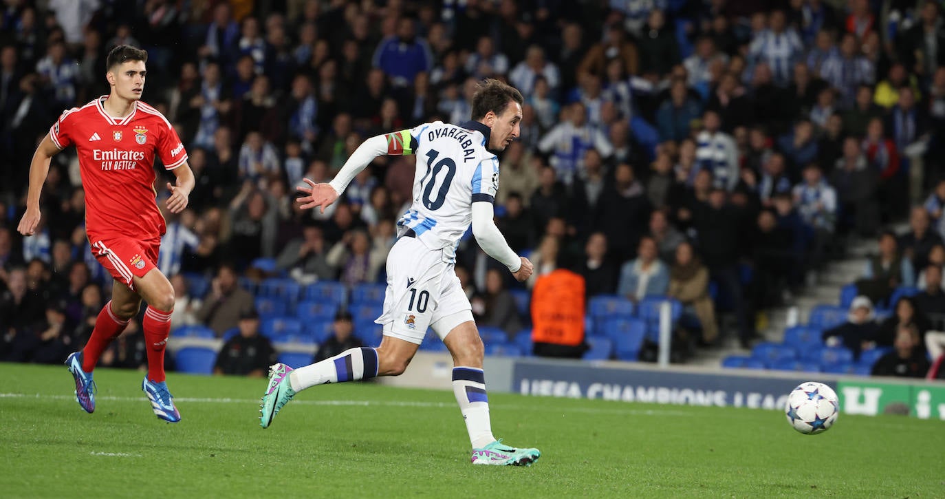 La mejores imágenes del Real Sociedad - Benfica