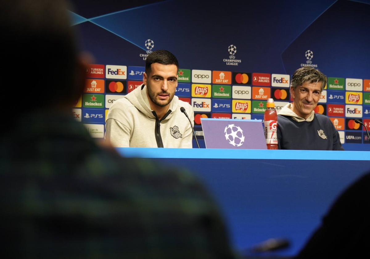 Mikel Merino e Imanol Alguacil, en la rueda de prensa de Anoeta.