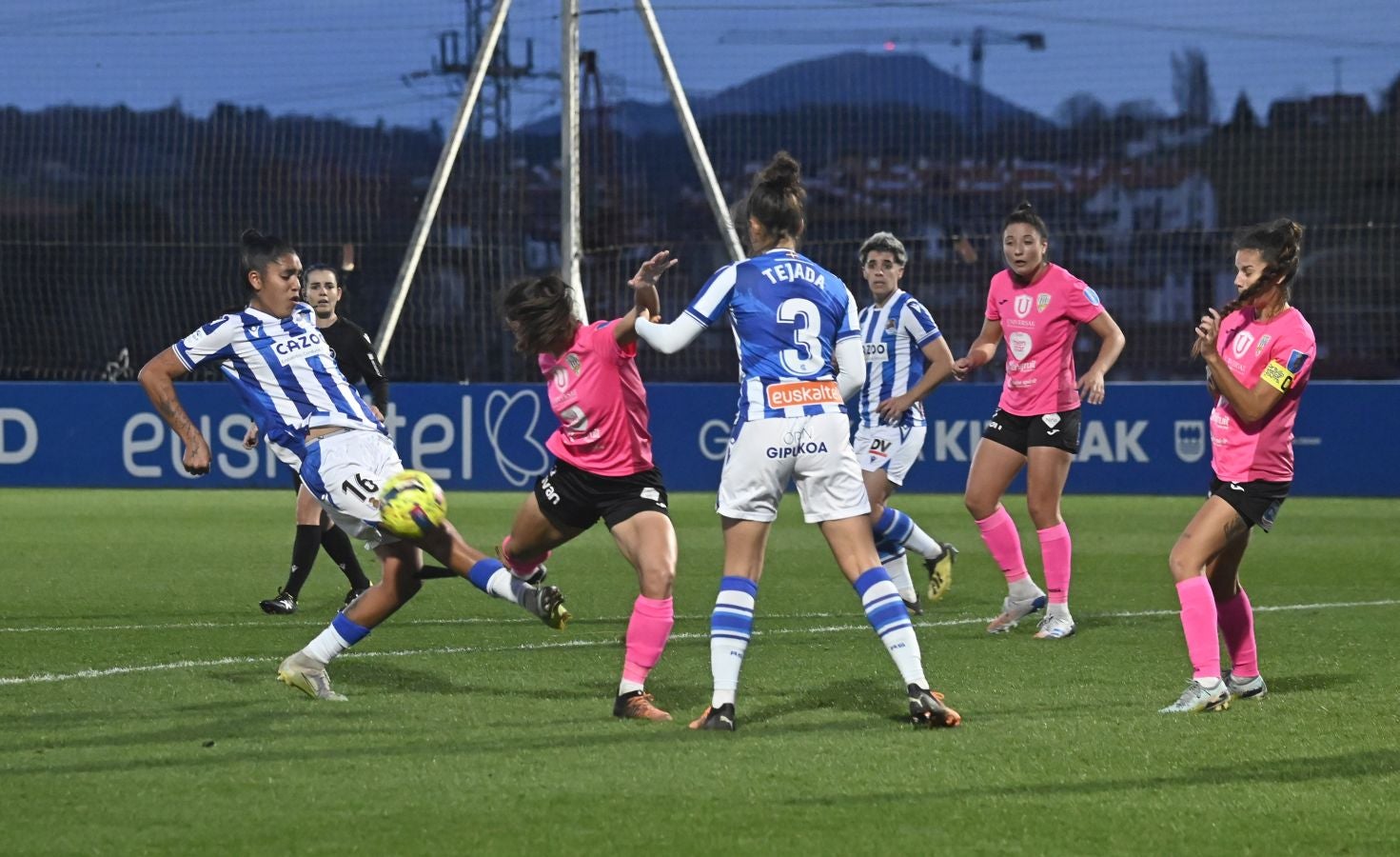 Fotos: Real Sociedad 2 - Alhama 1