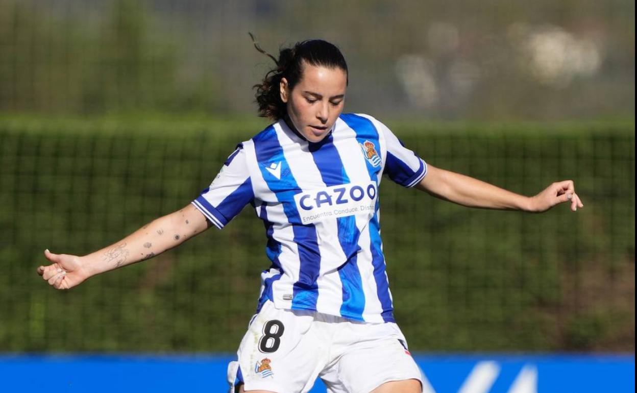 Jugadora de la Real Sociedad: Iris Arnaiz: «Podemos ganar y eliminar al Atlético, pero será complicado»