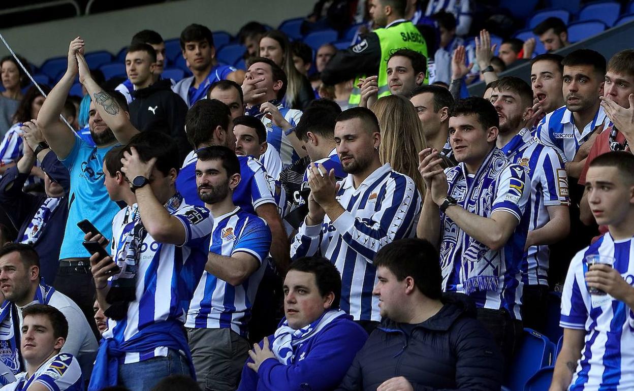 Afición txuri-urdin en Anoeta, el pasado 31 de diciembre.