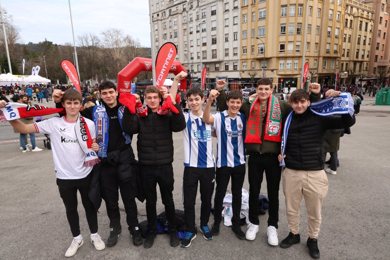 Las aficiones calientan motores antes del derbi