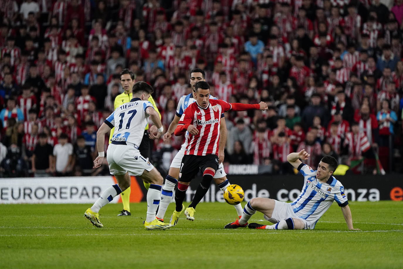El derbi de San Mamés, en imágenes