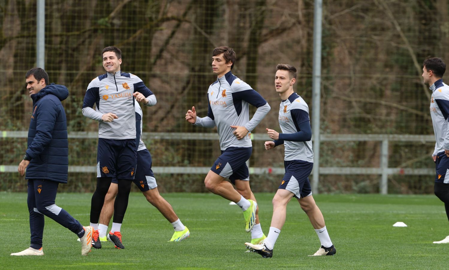 El último entrenamiento de la Real, en imágenes