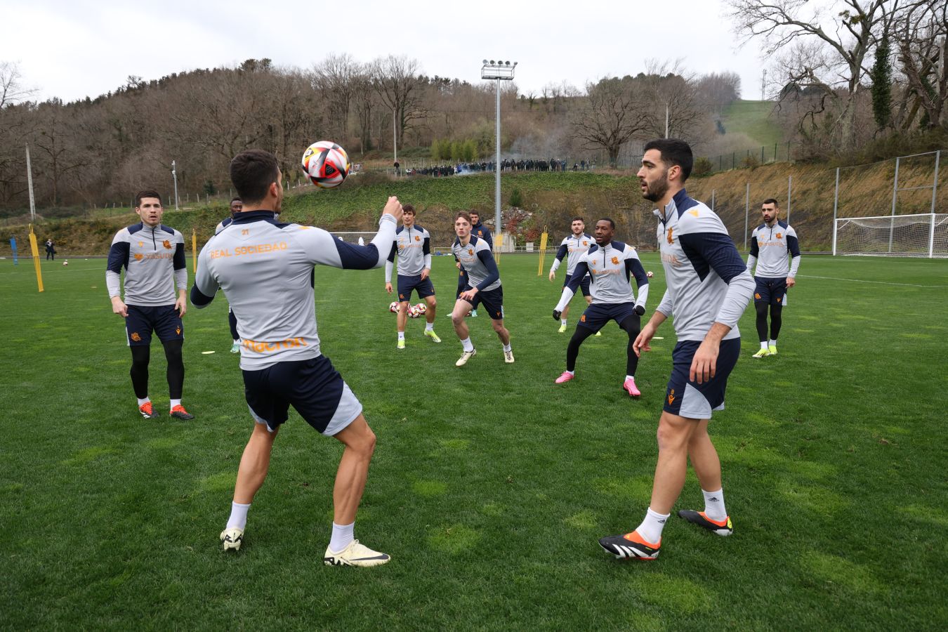 El último entrenamiento de la Real, en imágenes