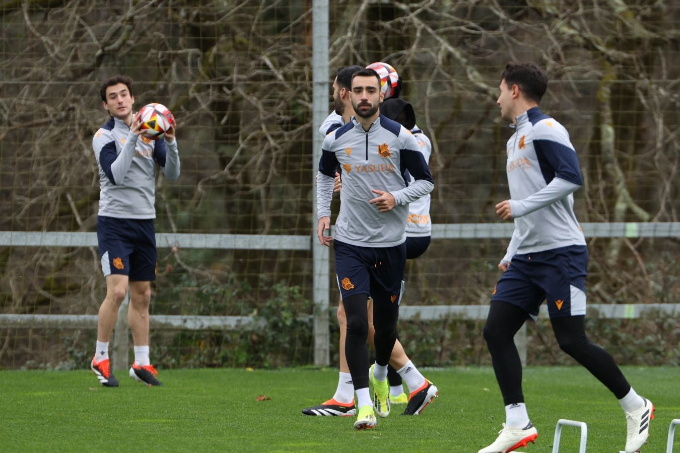 El último entrenamiento de la Real, en imágenes