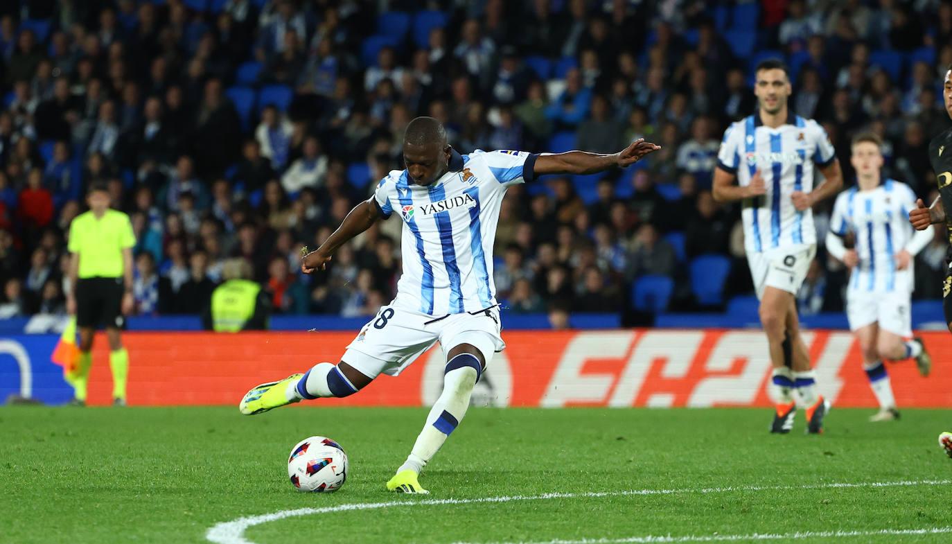 Las mejores imágenes del Real Sociedad - Cádiz