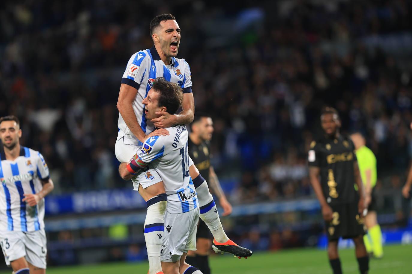 Las mejores imágenes del Real Sociedad - Cádiz