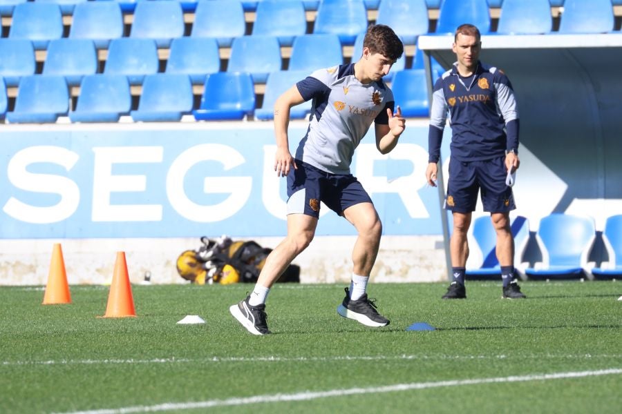 Alegría en el césped de Zubieta