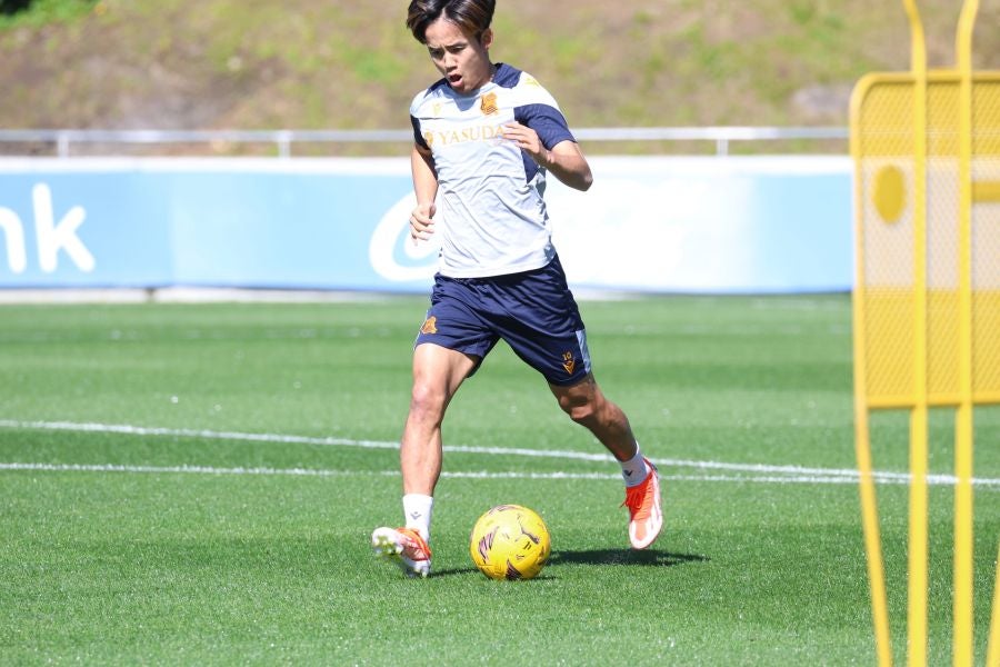 Alegría en el césped de Zubieta