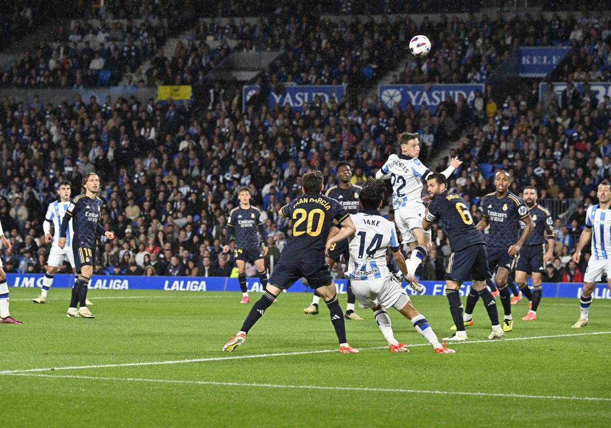 Once de la Real Sociedad ante el Real Madrid.