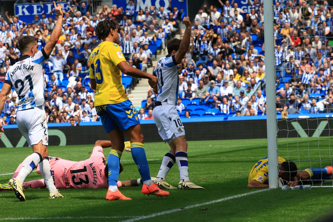 La victoria de la Real ante Las Palmas, en imágenes