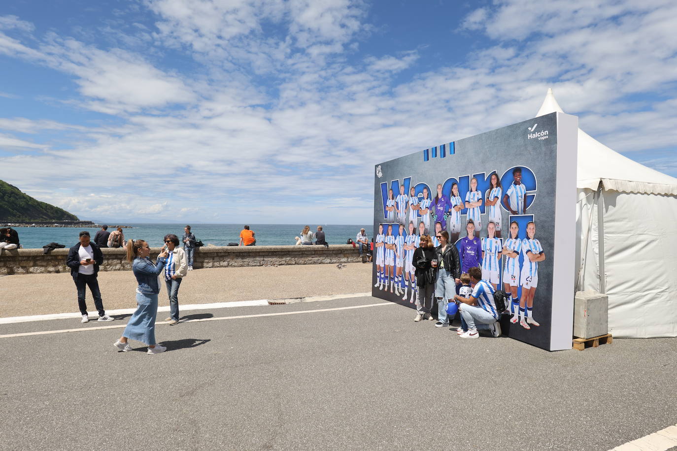 Gran ambiente en la fan zone de Sagüés