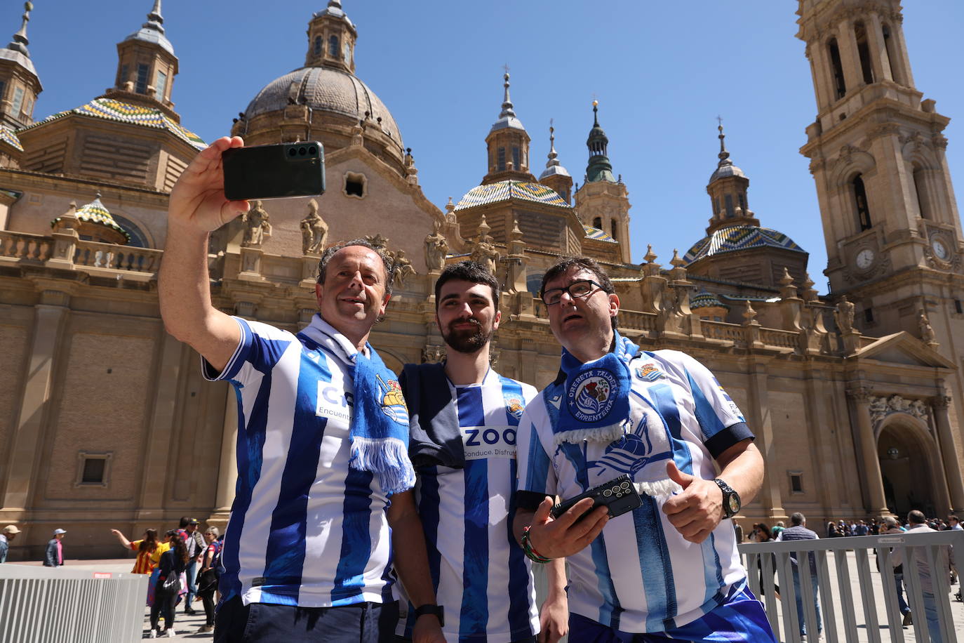 La afición txuri urdin se deja notar en Zaragoza