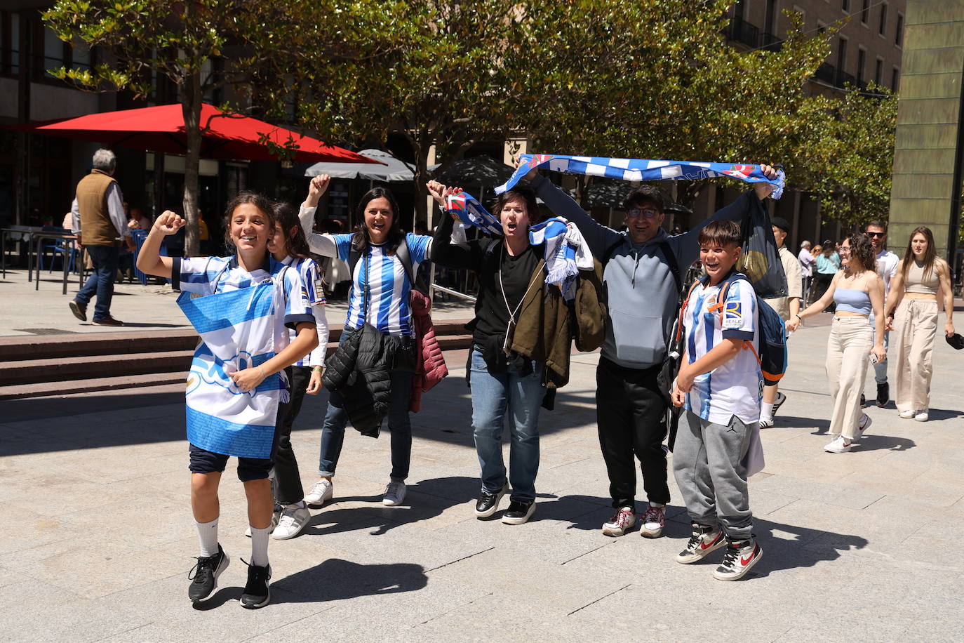La afición txuri urdin se deja notar en Zaragoza