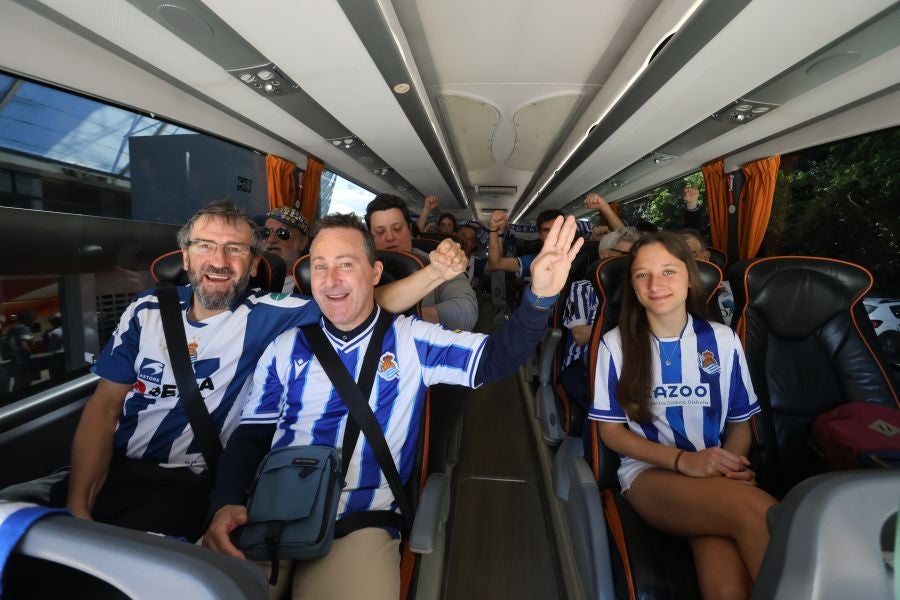 La afición txuri-urdin parte hacia Zaragoza