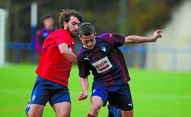 El delantero Alain, del Eibar Urko, es uno de los jugadores que apuntan al CD Vitoria.