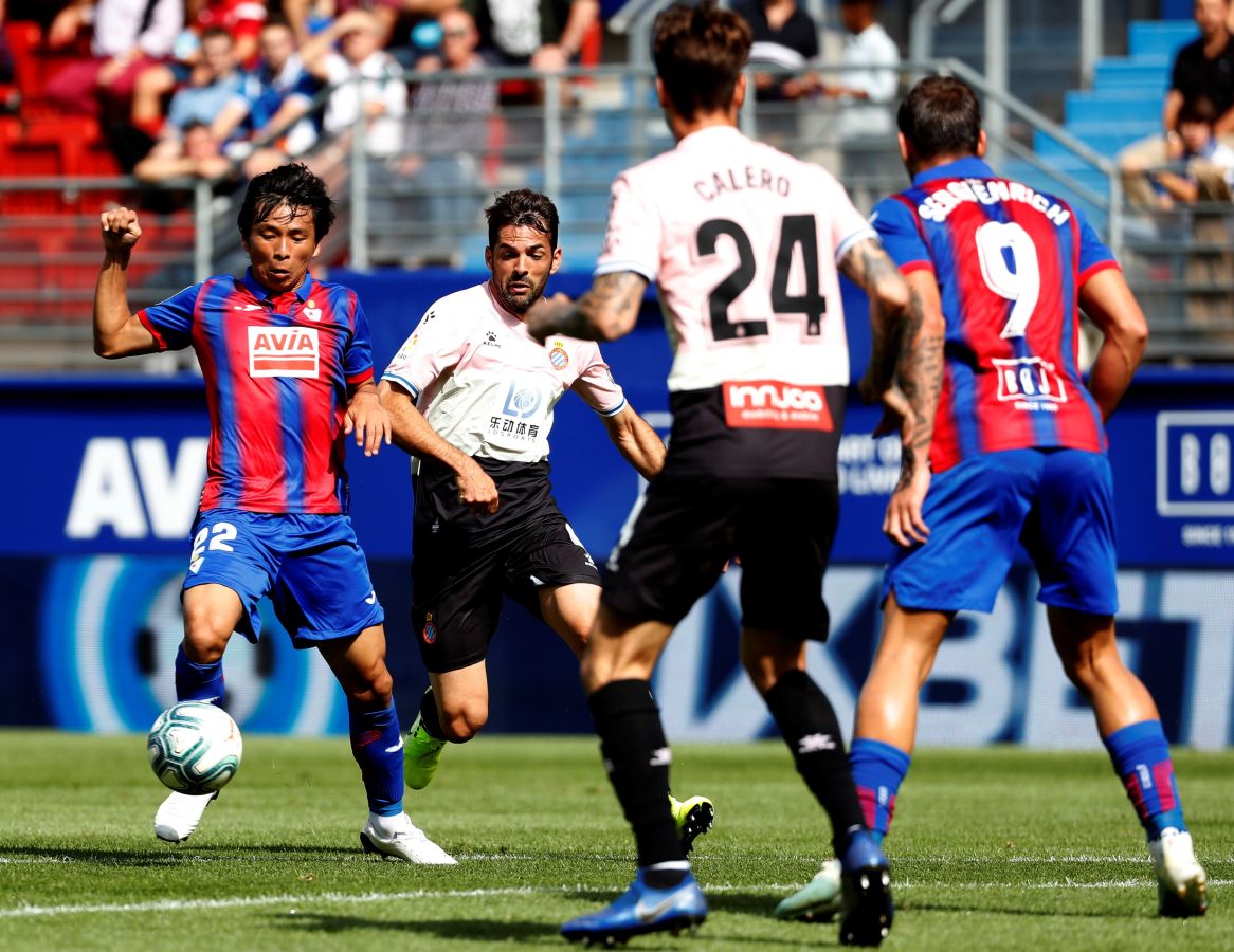Los armeros caen en Ipurua tras remontar el Espanyol el gol inicial de Ramis (1-2)