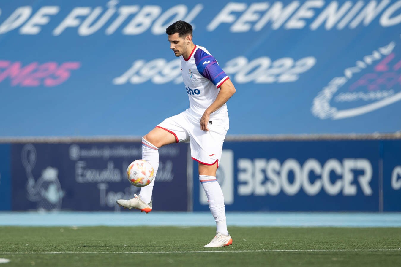 Fotos: El Eibar gana 0-3 a Las Rozas y pasa a la siguiente ronda de la Copa