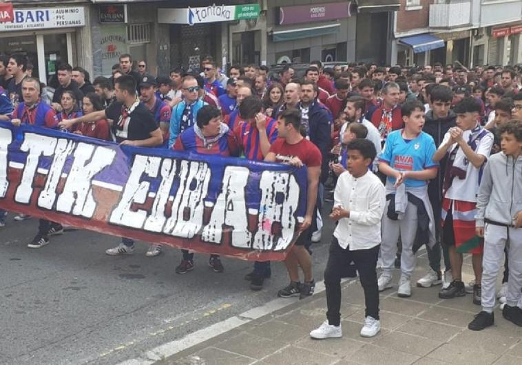 'Zuregatik Eibar' preside el espíritu de la afición armera