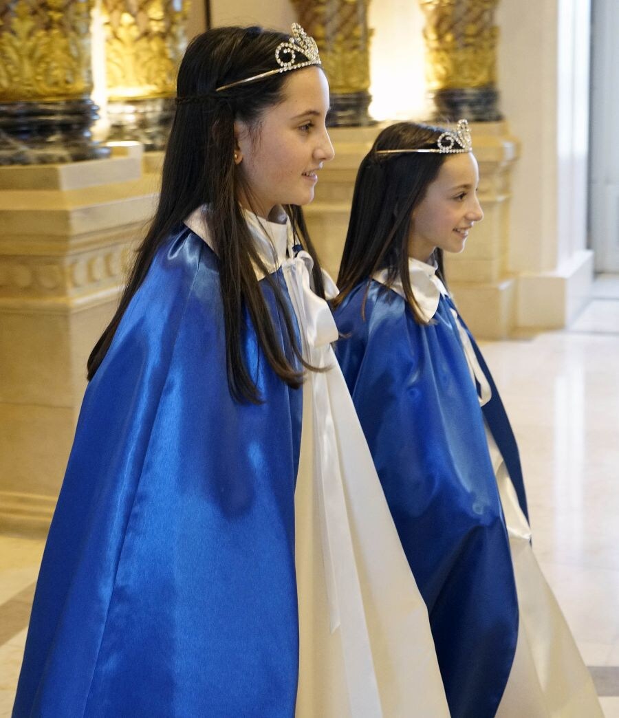 Alazne Armendariz, Bella Easo, junto a una de sus damas