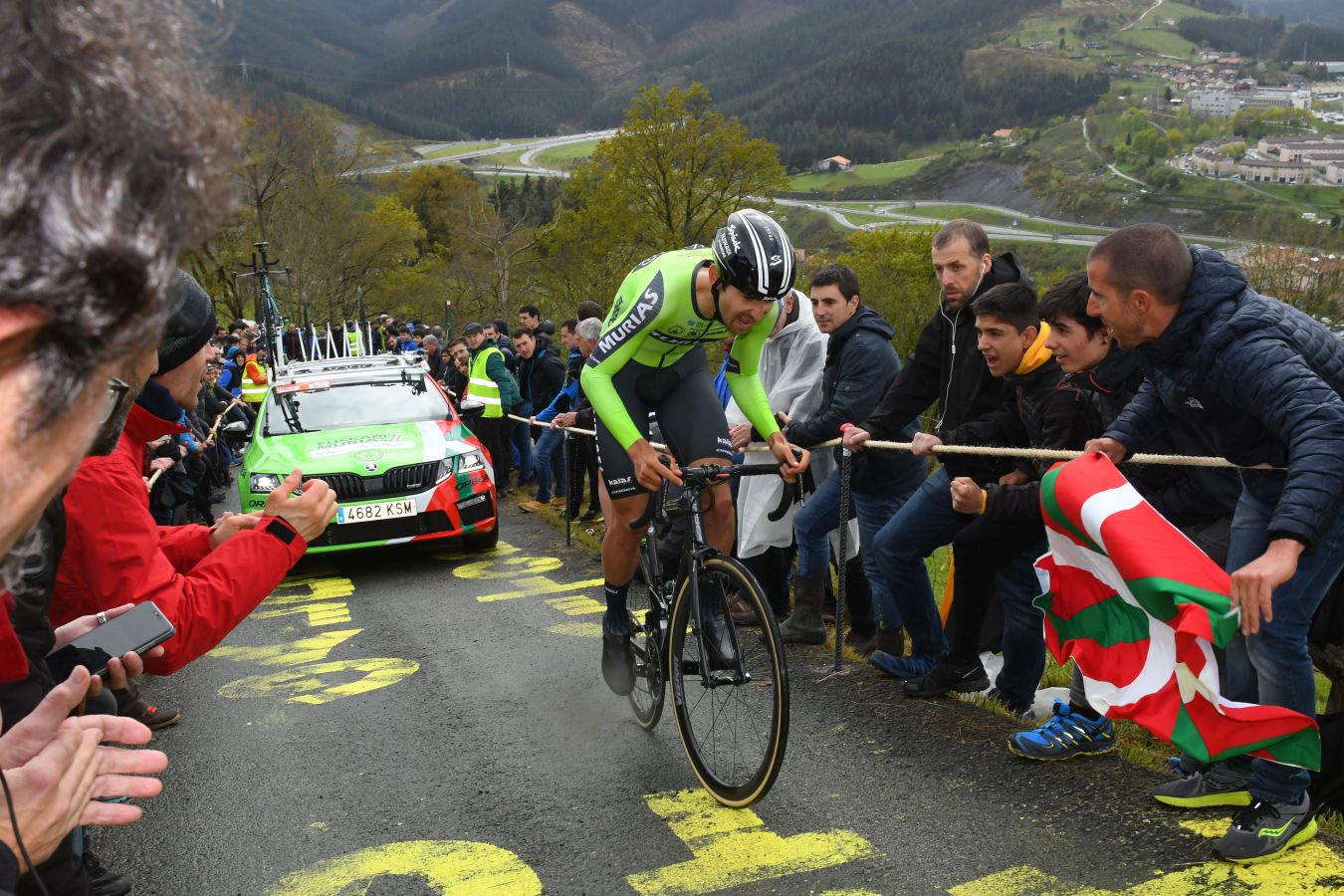 El alemán Maximilian Schachmann (Bora) ha ganado la contrarreloj de Zumarraga y se convierte en el primer líder de la Vuelta al País Vasco 2019.