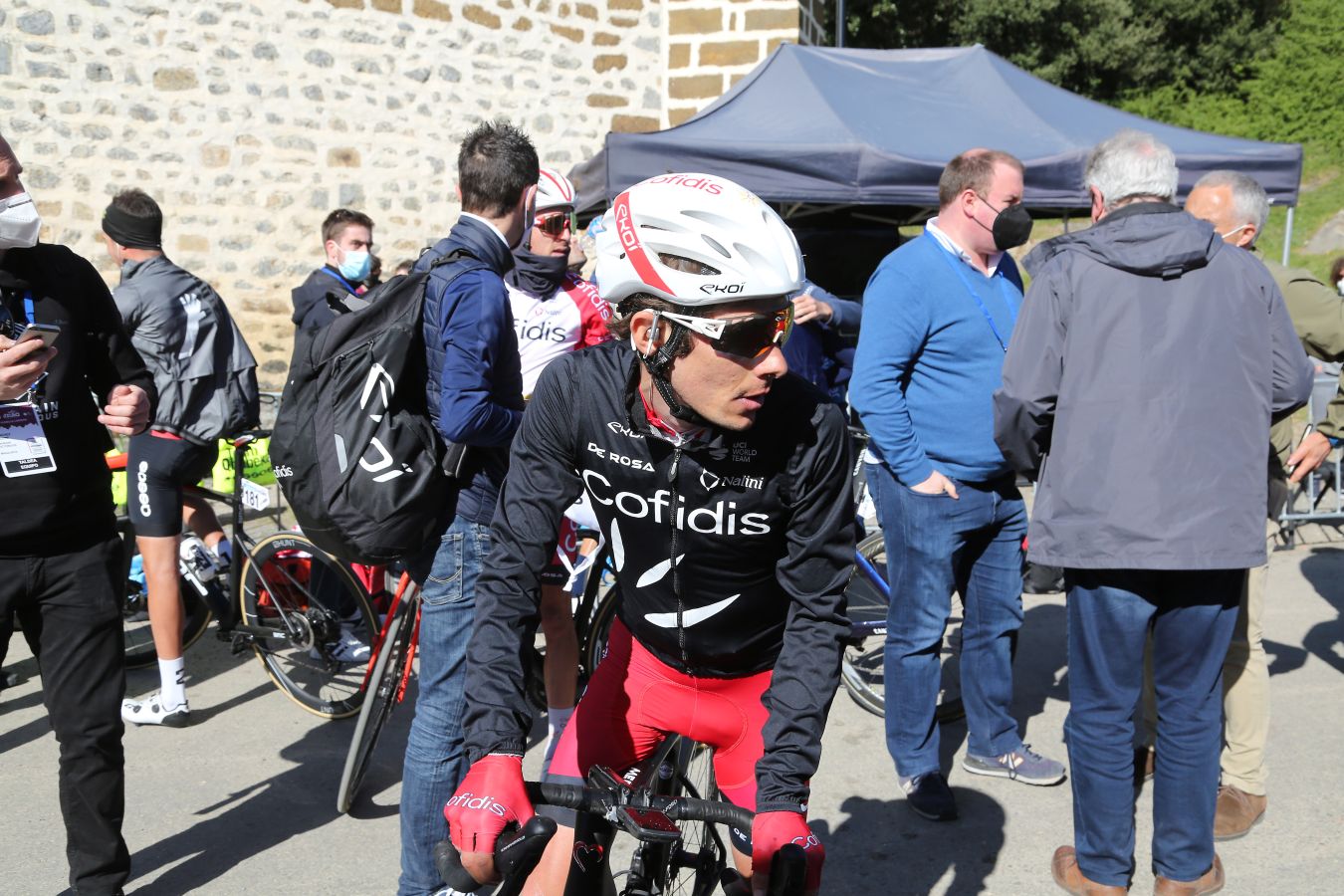 Tadej Pogacar ha sido el vencedor de la tercera etapa de la Itzulia tras la gran subida que ha protagonizado con Roglic