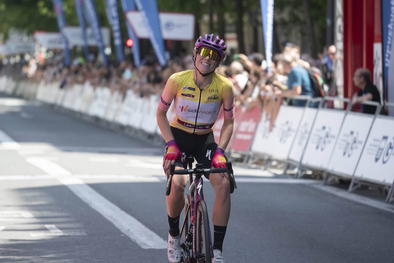 Fotos: Vollering culmina a lo grande la Itzulia Women