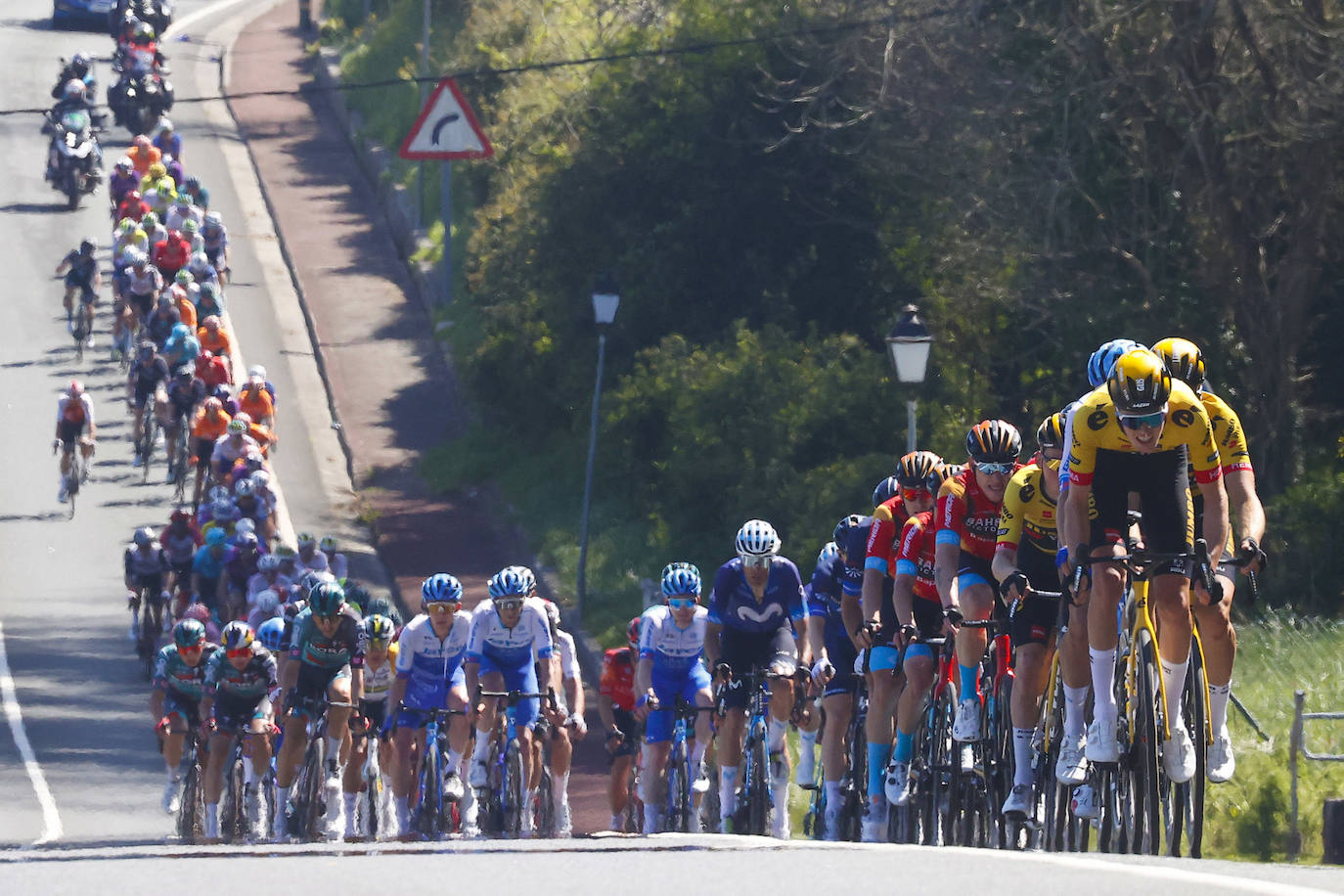 La Itzulia siente el calor de la afición