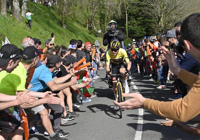 «El País Vasco es especial para mí, estoy deseando volver para la salida del Tour», dice Vingegaard