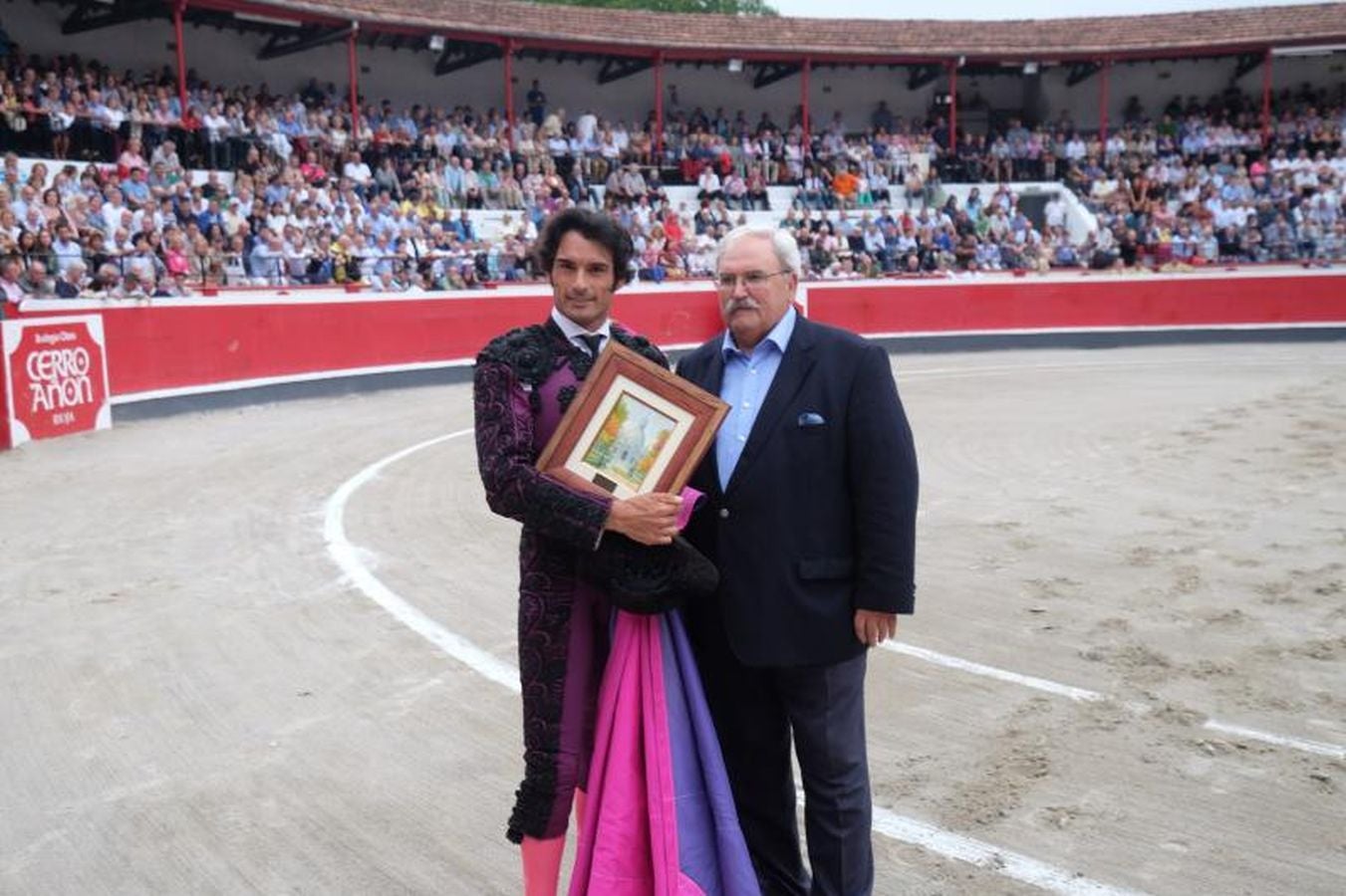Oreja para &#039;Paulita&#039; en la última corrida de Azpeitia
