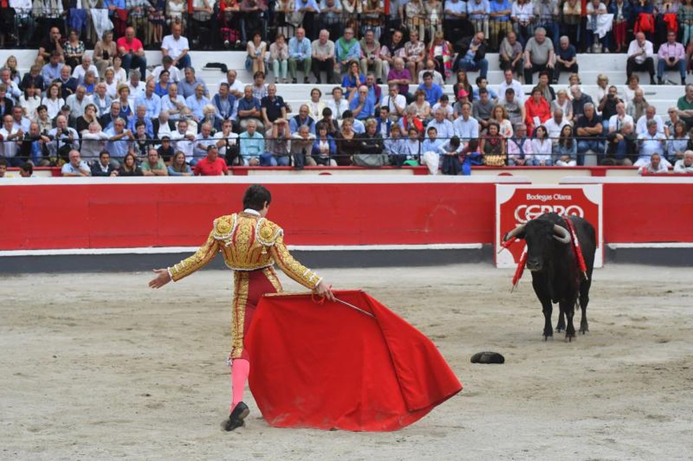 Oreja para &#039;Paulita&#039; en la última corrida de Azpeitia