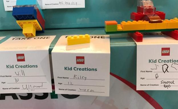 Una niña de 12 años cautiva a la Red con su obra hecha con Lego