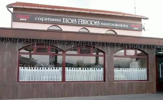 La madre de uno de los 'sinpa' del restaurante de Cantabria abona los 274 euros de la cuenta
