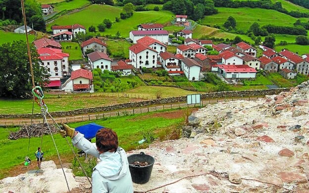 Arquitectura propia de la comarca en Amaiur. 