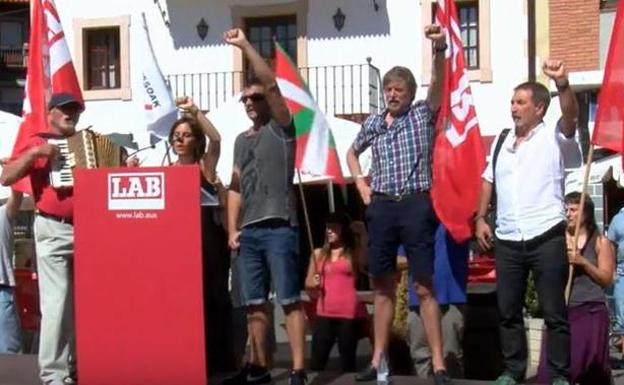 Rafa Díez, en el acto de recibimiento celebrado en Muskiz. 