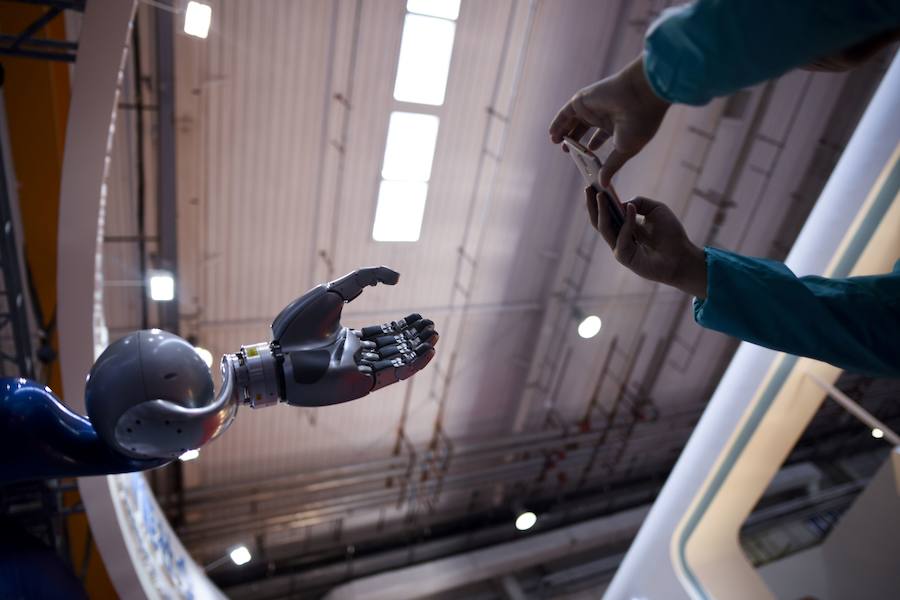 Empresas robóticas de todo el mundo se reúnen estos días en la World Robot Conference, en Pekín, para presentar sus últimos avances en inteligencia artificial.