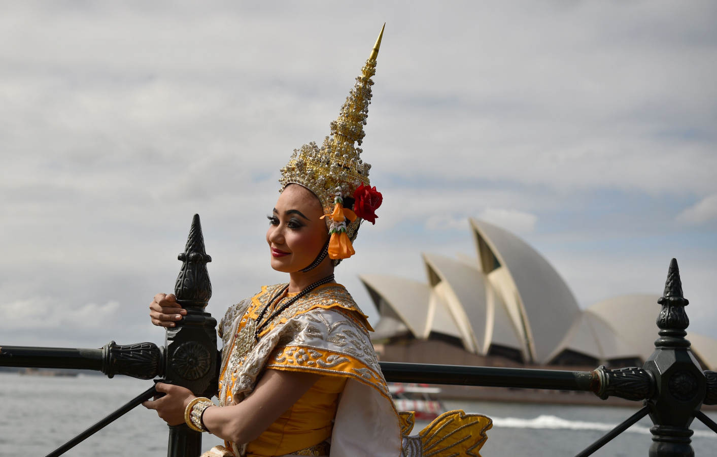 El grupo de danza ha celebrado los 65 años de relaciones bilaterales entre Australia y Tailandia