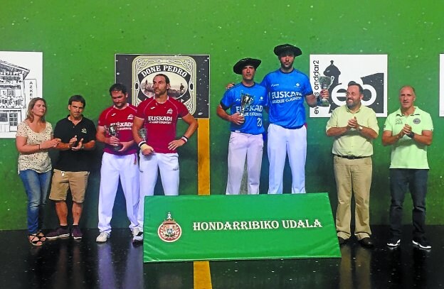 Egiguren II-López derrotaron en la final del 'Grand Slam de Hondarribia' a Erkiaga-Irastorza. 