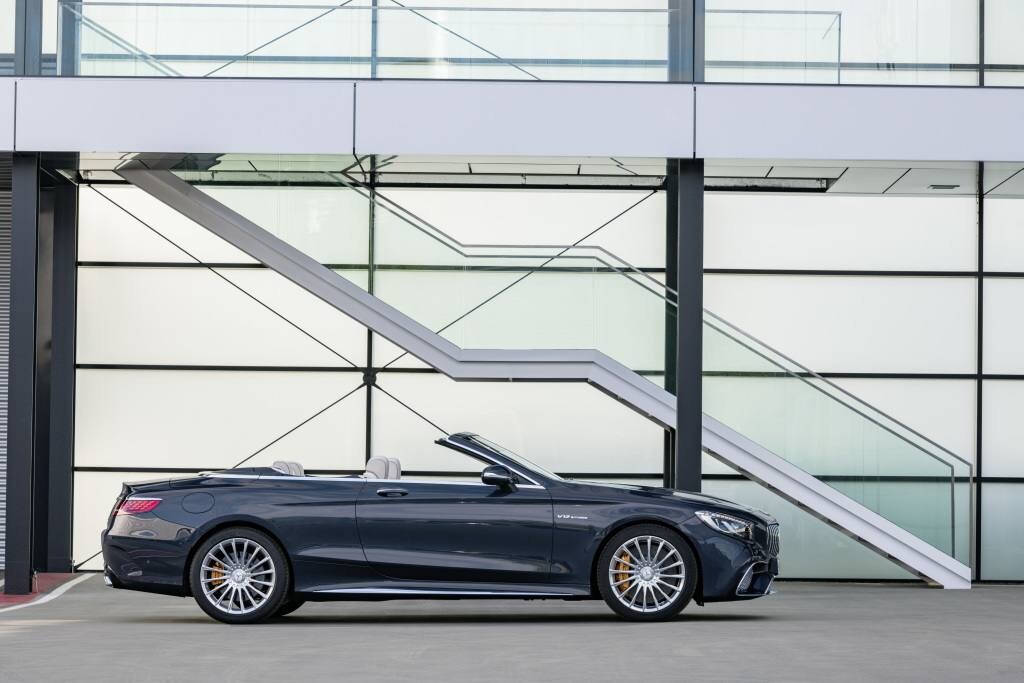 Mercedes presentará en el Salón de Fráncfort las versiones Coupé y Cabrio de la nueva Clase S, el tope de gama. Destaca el AMG S 65 con 630 caballos de potencia.