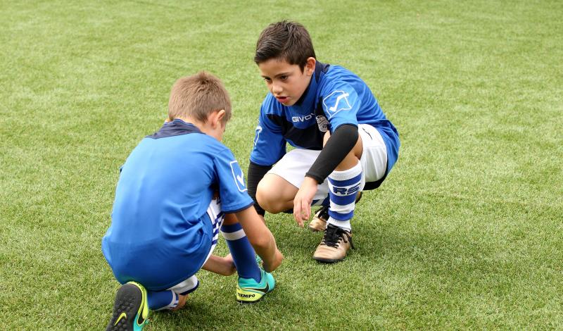 La Real está dispuesta a conseguir que Anoeta se convierta en una caldera en plena ebullición desde horas antes del inicio de cada encuentro. Desde primera hora de la mañana los más pequeños han disfrutado de torneos infantiles, de talleres y de música en directo en los aldeaños de Anoeta. Todo para que los aficionados pasen una noche inolvidable. 