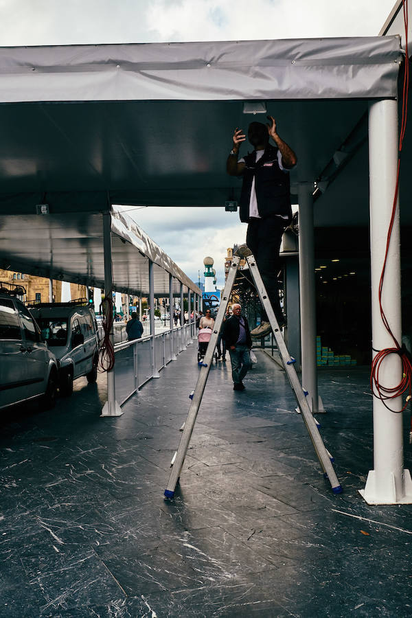 El exterior del Kursaal donostiarra está 'tomando forma' de cara al arranque el próximo viernes del Zinemalida.