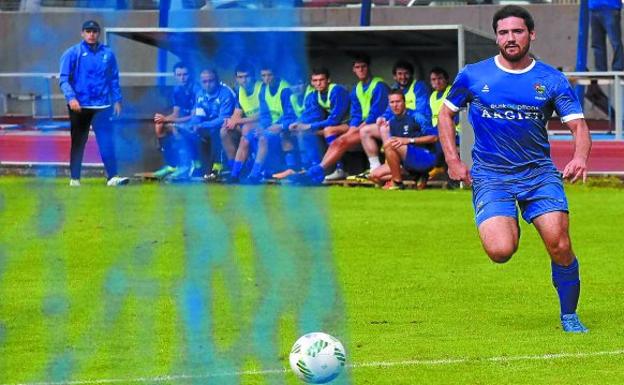 Tras el Zarautz, el Mutriku será el rival que visite Berazubi, hoy, sábado, a partir de las cuatro y media. 