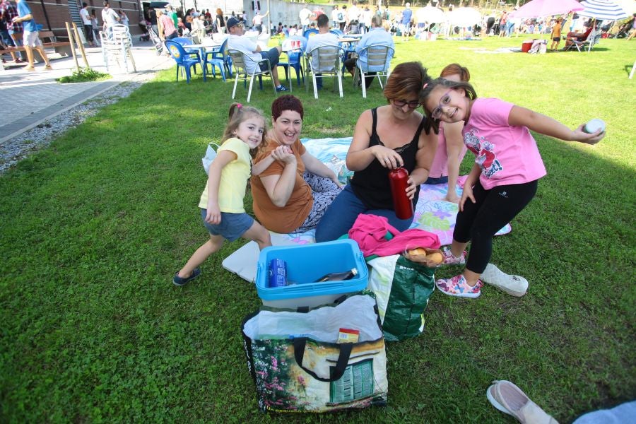 Muchos irundarras disfrutaron de la sesión de Girabira en Gain Gainean, suspendida la pasada semana por mal tiempo